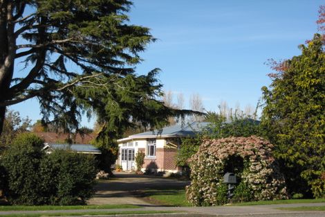 Photo of property in 61 Hamilton Street, East Gore, Gore, 9710