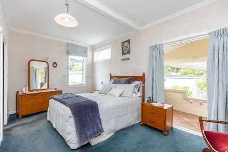 Photo of property in 6 Grey Street, College Estate, Whanganui, 4500