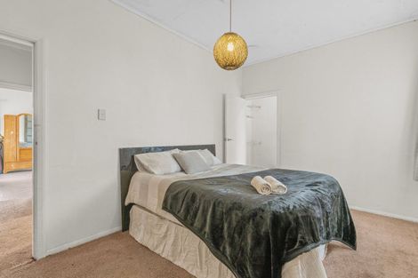 Photo of property in 76 Cambridge Street, Levin, 5510