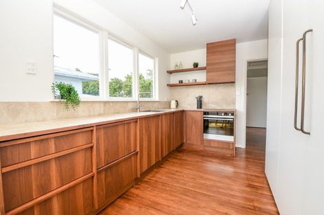 Photo of property in 83 Kent Street, Carterton, 5713