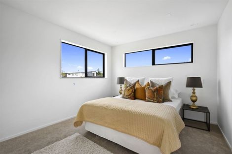 Photo of property in 7/5 Lemon Grove Lane, Greenhithe, Auckland, 0632