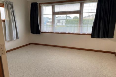 Photo of property in 30 Sackville Street, Fitzroy, New Plymouth, 4312