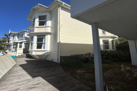 Photo of property in 4 Myrtle Crescent, Mount Cook, Wellington, 6021