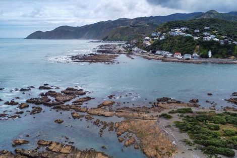 Photo of property in 354 The Esplanade, Island Bay, Wellington, 6023