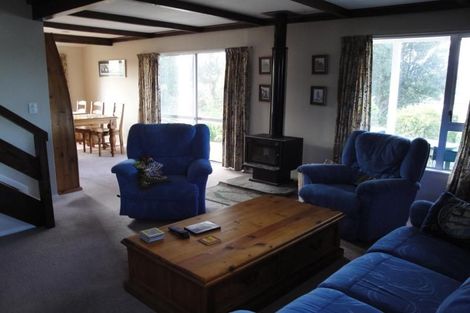 Photo of property in 168 Tutere Street, Waikanae Beach, Waikanae, 5036