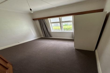 Photo of property in 3 Humber Street, Island Bay, Wellington, 6023