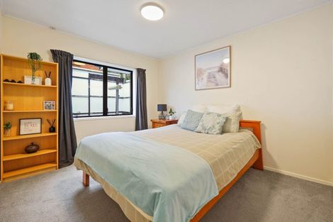 Photo of property in 47 Loloma Drive, Half Moon Bay, Auckland, 2012