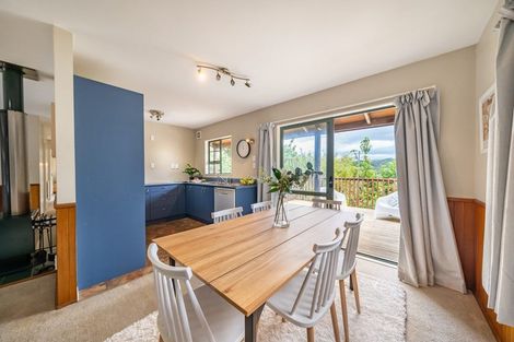 Photo of property in 39 Avro Road, Blue Mountains, Upper Hutt, 5371