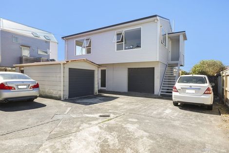Photo of property in 107 Rongotai Road, Kilbirnie, Wellington, 6022