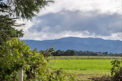 Photo of property in 49 Duddings Line, Tauwharenikau, Tauherenikau, 5771