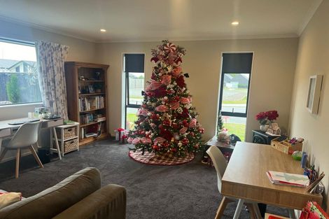 Photo of property in 2 Tara Crescent, Woodend, 7610