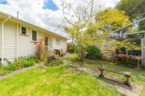 Photo of property in 40 Wellesley Road, Mangere Bridge, Auckland, 2022