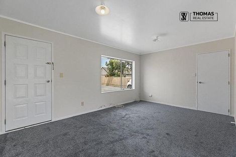 Photo of property in 2/24 Horlicks Place, Randwick Park, Auckland, 2105
