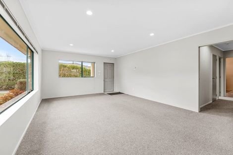 Photo of property in 1/52 Donald Street, Stanmore Bay, Whangaparaoa, 0932
