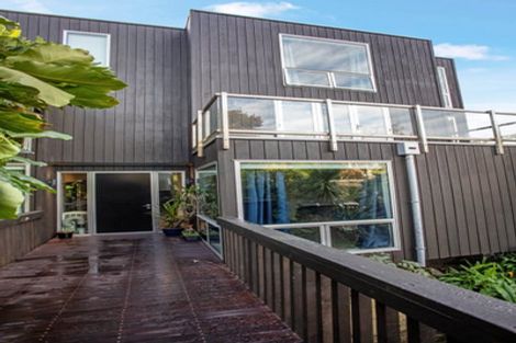 Photo of property in 25a Bayview Place, Cass Bay, Lyttelton, 8082