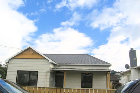 Photo of property in 35 Bay Street, Petone, Lower Hutt, 5012