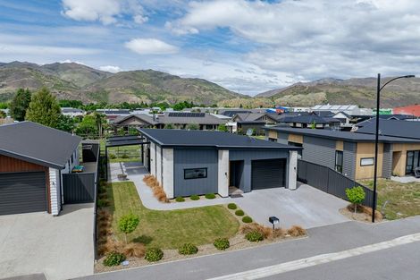 Photo of property in 9 Dawkins Street, Cromwell, 9310