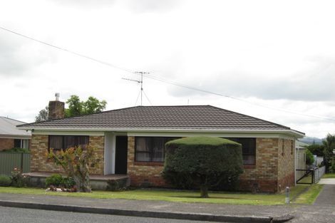 Photo of property in 72 Wellington Street, Pukekohe, 2120