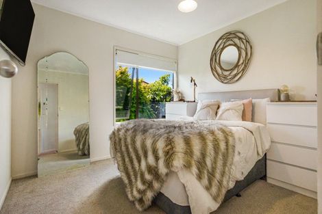 Photo of property in 82 Glenvar Road, Torbay, Auckland, 0630