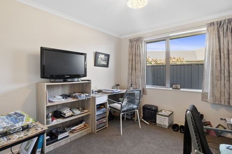 Photo of property in 6 Showgate Crescent, Mosgiel, 9024