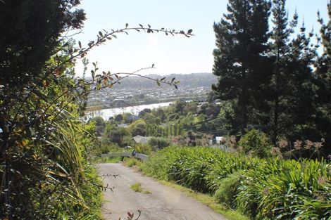 Photo of property in 28 Shakespeare Road, Bastia Hill, Whanganui, 4500