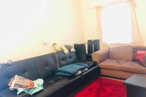 Photo of property in 307 Sunset Road, Sunnynook, Auckland, 0632