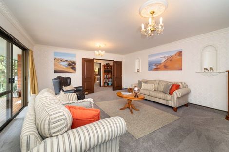 Photo of property in 32 Durham Drive, Havelock North, 4130