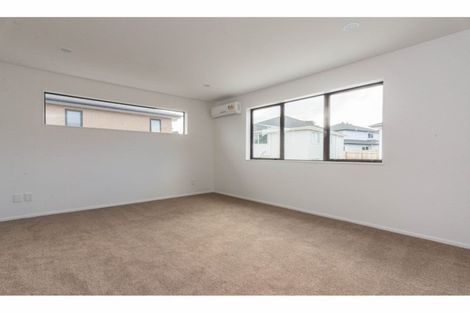 Photo of property in 139 Tiriwa Drive, Massey, Auckland, 0614