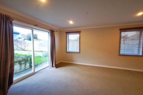 Photo of property in 8 Sutherland Court, Flagstaff, Hamilton, 3210