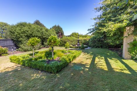 Photo of property in 6 Leabridge Mews, Harewood, Christchurch, 8051