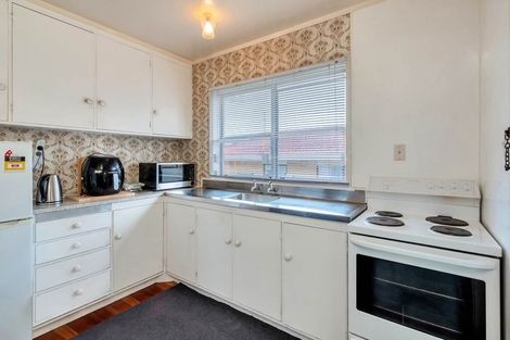 Photo of property in 2/18 Prictor Street, Papakura, 2110