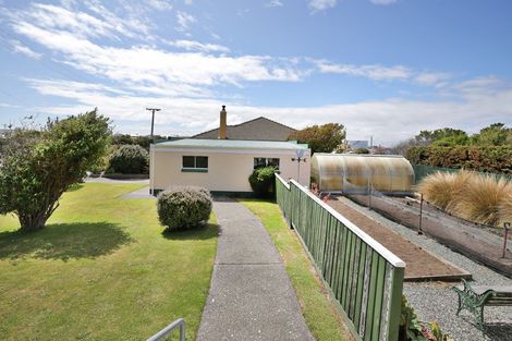 Photo of property in 20 Onslow Street, Bluff, 9814