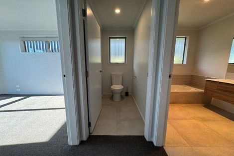 Photo of property in 1 Cascade Way, Omokoroa, 3114