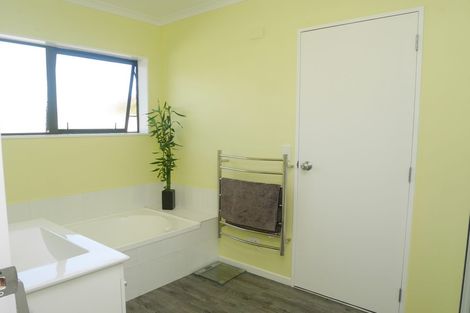 Photo of property in 121 Weggery Drive, Waikanae Beach, Waikanae, 5036