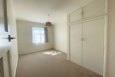 Photo of property in 61 Tiro Tiro Road, Levin, 5510