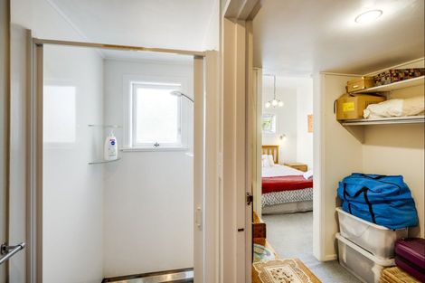 Photo of property in 36 Napier Terrace, Hospital Hill, Napier, 4110