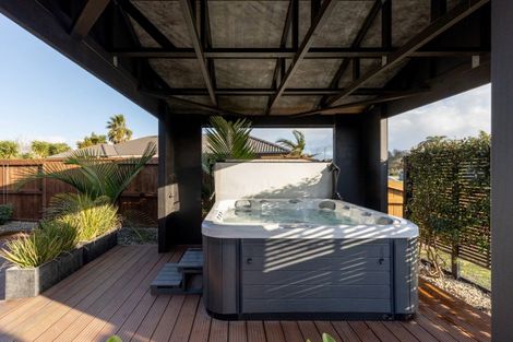 Photo of property in 63 Carrington Drive, Papamoa Beach, Papamoa, 3118