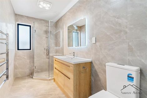 Photo of property in 16 Combat Street, Papakura, 2110