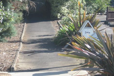 Photo of property in 2/34 Greenvalley Rise, Glenfield, Auckland, 0629