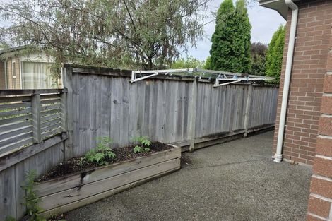 Photo of property in 18 Sinclair Street, Ebdentown, Upper Hutt, 5018