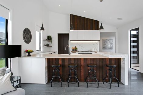 Photo of property in 4 Alan Livingston Drive, Cambridge, 3434