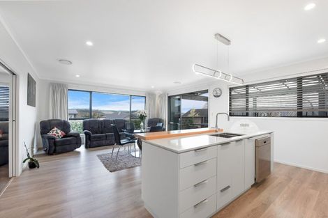 Photo of property in 43 Katania Heights, Brightwater, 7022