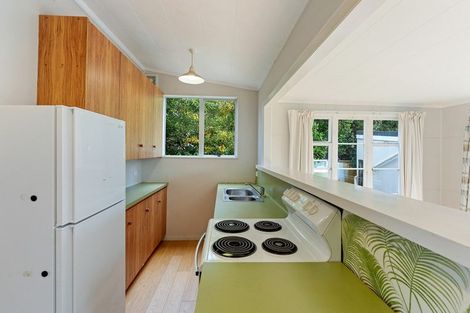 Photo of property in 674 Waikawa Beach Road, Waikawa Beach, Levin, 5573