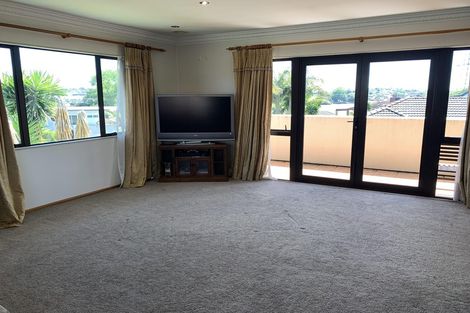 Photo of property in 17 Tide Close, Mount Wellington, Auckland, 1060