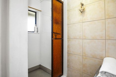 Photo of property in 21a Rosebank Grove, Waikanae, 5036