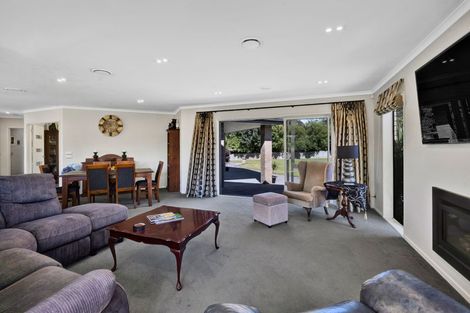 Photo of property in 1 Elizabeth Grove, Stratford, 4332