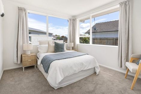 Photo of property in 22 Besant Place, Avondale, Christchurch, 8061