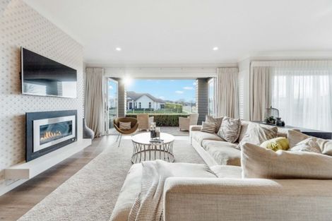 Photo of property in 2 Audrey Place, Flagstaff, Hamilton, 3210