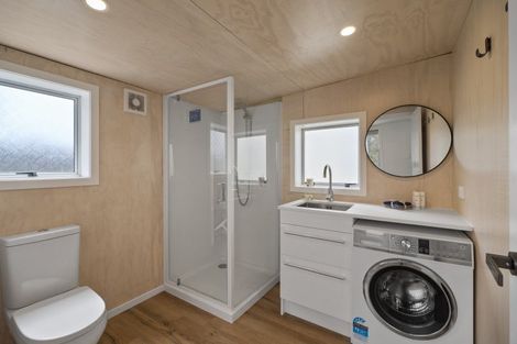 Photo of property in 30 Third Avenue, Urenui, 4377