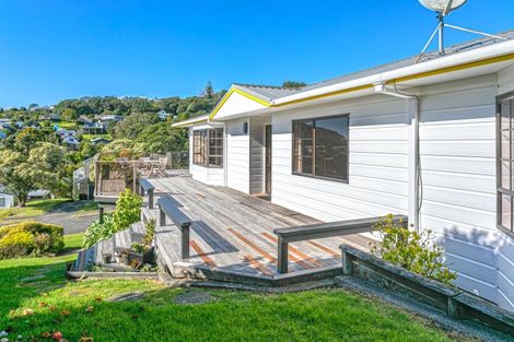 Photo of property in 216 Russell Bruce Place, Onemana, Whangamata, 3691